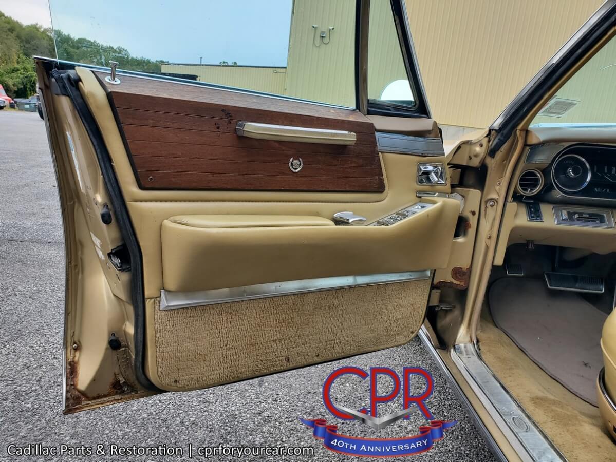 1966-cadillac-fleetwood-for-sale-interior-cpr02