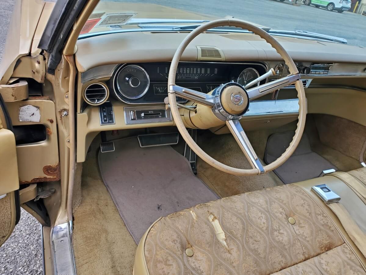 1966-cadillac-fleetwood-for-sale-interior-cpr03