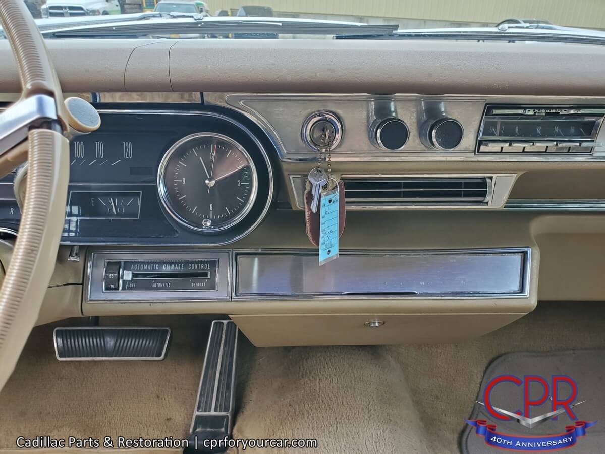 1966-cadillac-fleetwood-for-sale-interior-cpr07