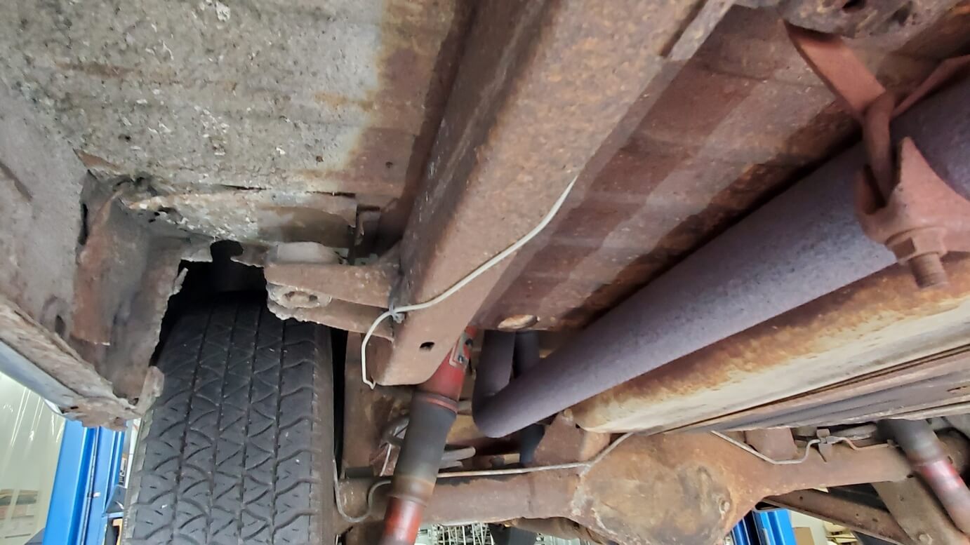 1966-cadillac-fleetwood-for-sale-undercarriage-cpr23