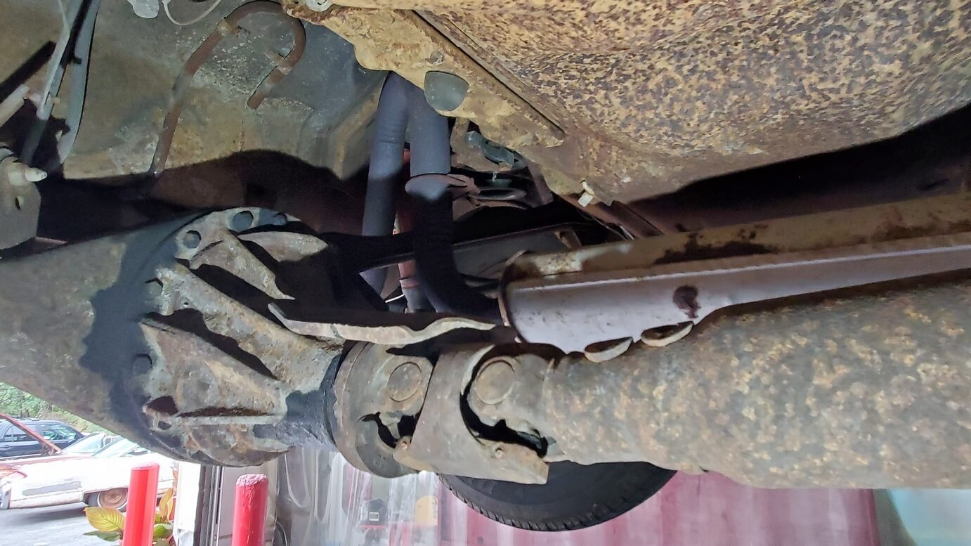 1966-cadillac-fleetwood-for-sale-undercarriage-cpr25